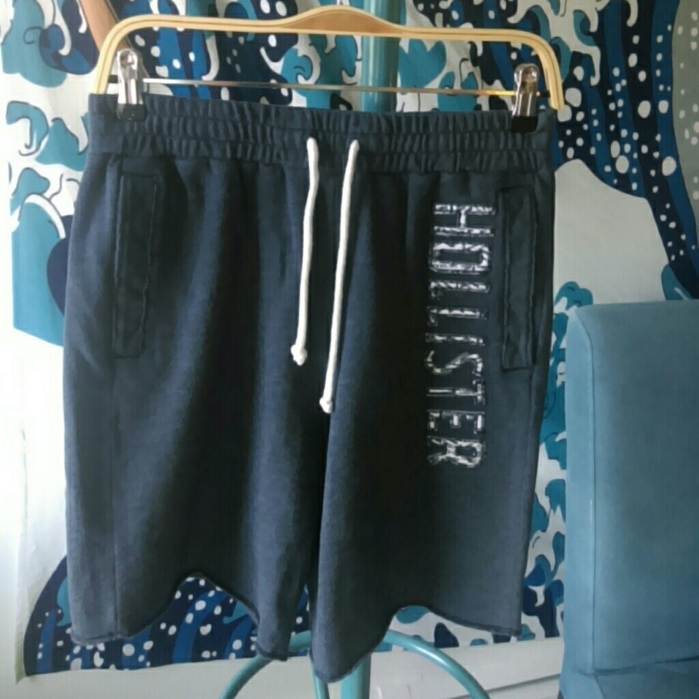 Hollister dark gray shorts